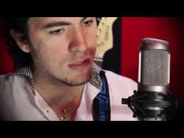 CAN'T HELP FALLING IN LOVE