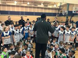 Dallas mavericks scores, news, schedule, players, stats, rumors, depth charts and more on realgm.com. Dallas Mavericks Auf Twitter Rolando Blackman And Mavsacad Coaches Helping Kids Get Mavsfit Beactive Eathealthy Playtogether Nbafit