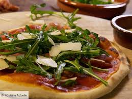 Pate A Pizza Italienne En 2020 Pate A Pizza Pate A Pizza Facile Pizza Italienne