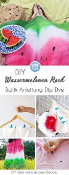 Zu viel batik wirkt schnell unruhig und kann zu augenflimmern führen. Diy Mit Textilfarbe Wassermelonen Batik Shirt Rock Dip Dye Technik Aye Aye Diy Textilfarbe Diy Sachen Kinder Basteln Leicht