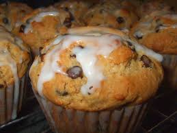 Dans Les Casseroles De Gg Muffins Aux Grains De Chocolat Et Beurre D Arachide In 2020 Food Muffins Muffin