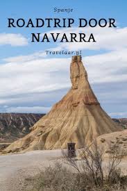 Verwijzingen naar regio's, bevolking, oppervlakte, hoofdstad, valuta, landnummer, talen, domeinnaam, formulierdata, buurlanden, alternatieve benamingen. Route Voor Een Roadtrip Door Het Bijzondere Navarra In Spanje Spanje Reizen Spanje Baskenland