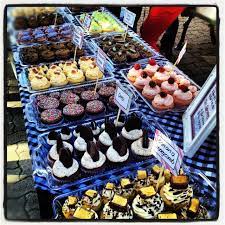 Amazing Cupcakes At The Markets Bake Sale Packaging Cake Stall Bakery Recipes