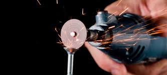 Find deals on products in power tools on amazon. How To Use A Dremel To Cut Glass Doityourself Com