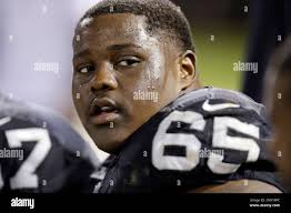 Oakland Raiders' Mitchell Bell (65) looks