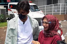 Full wawancara ria ricis harris vriza dan ady sky dihari ultah harris. Harris Vriza Tak Bisa Nikahi Ria Ricis Ungkap Terhalang Sesuatu Matamata Com