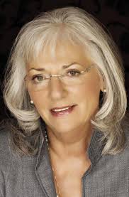 Sheila Robertson's Instagram, Twitter & Facebook