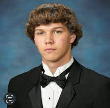 Sorry to brag, but I made a very handsome son 😊😇😊😇😊