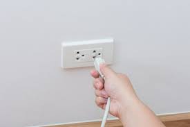 你家的氣炸鍋 烤箱 電鍋 微波爐 插頭都插對了嗎 home safety security spending