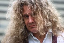 Pyracanda: Wir hatten einen Vertrag mit Blausiegel und die haben uns mit  Kondomen eingedeckt.