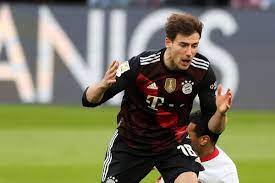 Sane cuts inside bakker and angles a stunning pass into the area for muller, who runs on 57 min an injury blow for psg. Wy03u Ud Unnam