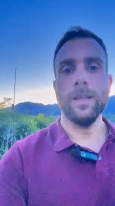 🌱 Un frutto esotico che sembra un dessert naturale!, La Cherimoya (o  Annona) ti sorprenderà con la sua polpa bianca, cremosa e dolce, dal sapore  che ricorda banana, ananas e fragola 🍌🍍🍓, 🌞 Facile da ...