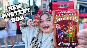 Disney Muppets Mystery Pin Unboxing