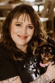 Danielle Goode's Instagram, Twitter & Facebook