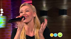 Listen to music from gallusz niki like sohase mondd, kicsi, gyere velem rózsát szedni & more. Gallusz Niki Tico Tico 2015 11 09 Tv2 Hu Fem3cafe Youtube