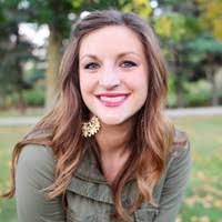 Melissa Belanger's Instagram, Twitter & Facebook