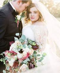 68 Trendy Wedding Photos Plus Size Bride Flower Wedding Wedding Photos Poses Wedding Photos Wedding Couples