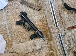 שר הביטחון בני גנץ אמר כי מדובר באירוע חמור. Uajudllbzoagxm