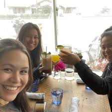 When your 2nd 3rd cousin twice removed turns 30 we run a half marathon and  chill in hot tub boats 🙌🏻 happy birthday @rheatallud!