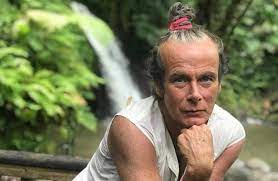 Bienvenue sur ma page officielle les amis ! Franck Dubosc Au Zenith D Auvergne On Y Va