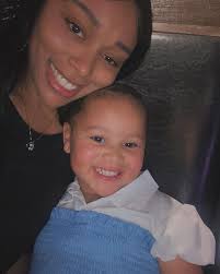 Momma B 👑 (@ggigglez) · Instagram 照片和视频