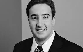 Robin Ernst's Instagram, Twitter & Facebook