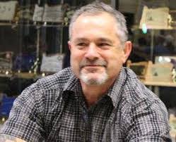 Carey Levine's Instagram, Twitter & Facebook