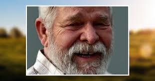 Lester Fink's Instagram, Twitter & Facebook