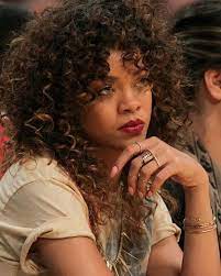 Rihanna Curly Hair Curly Hair Styles Rihanna Hairstyles Curly Hair Styles Naturally