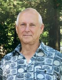 Robert Macinnes's Instagram, Twitter & Facebook