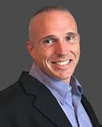 Lori Wargo's Instagram, Twitter & Facebook