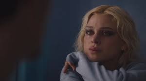 Lola Hutton's Instagram, Twitter & Facebook