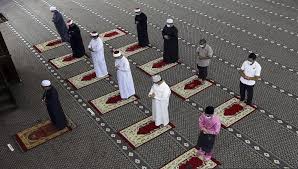 Terdapat kejadian di abha, ibu kota provinsi asir, arab saudi yang diceritakan oleh syaikh abdul muhsin. Hanya 12 Jemaah Masjid 5 Jemaah Surau Di Kelantan Kosmo Digital