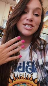 Heather Utley's Instagram, Twitter & Facebook