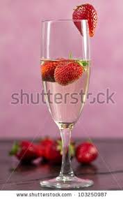 Strawberry And Champagne Over Pink Background Champagne Recipes Cocktails Champagne Champagne Cocktail