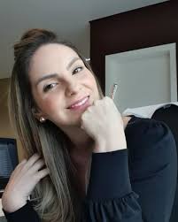 Pra quem não está entendo nada, eu vou explicar (não que eu deva, mas eu  quero).