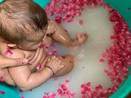 I did milk baths for my lo once a week since i had a bit of an oversupply. What Is Breastmilk Bath How Breastmilk Bath Is Beneficial For The Babies By Aditi Sharma Medium