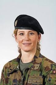 OBWALDEN/BERN: Kernserin ins Nervenzentrum der Armee befördert