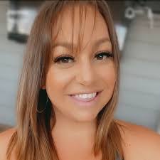 Jenna May's Instagram, Twitter & Facebook