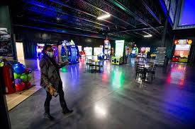 May 31, 2021 · on monday, we finally found out which teams are going to be a part of the south bend regional of the 2021 ncaa baseball tournament. Laser Tag Bowling Axe Throwing Two Story Entertainment Complex Opens In Mishawaka