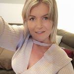 Danielle Sharma's Instagram, Twitter & Facebook