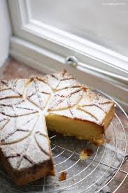 Vanille Mandel Pandoro Italienischer Weihnachtskuchen Italienischer Weihnachtskuchen Kuchen Und Torten Rezepte Weihnachtskuchen