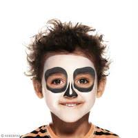 Ce tutorial make up est vraiment facile et à la portée de toutes. Maquillage Squelette Garcon Facile Idees Conseils Et Tuto Maquillage