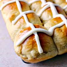 Easy Hot Cross Buns By Renee S Kitchen Adventures Are An Easter Tradition Sweet Yeast Dough Dotted With G Hot Cross Buns Easy Hot Cross Buns Recipe Cross Buns