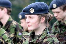 The pakistani army has the bravest female soldiers. 10 Most Attractive Female Armed Forces In The World Wonderslist