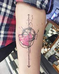 Vidovic was at damask tattoo and has study fine art and graphic design at northwest college of arts to get her to where she is today. Instagram Photo By Kinga Vamosi May 2 2016 At 6 01pm Utc Urban Tattoos Tattoos Geometric Tattoo
