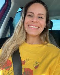 No existe eso de distancia larga, cuando se trata de ir a ver a la familia.  De camino a ver a mi papá, y a celebrar cumpleaños de mi hermana. Con Dios