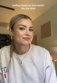 Holland Touchstone (@hollandtouchstone)