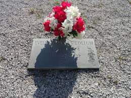 Evelyn Mae Starnes Collum (1924-2009)