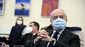 E mo m'aggia fa' o' tampone. Juve Napoli De Laurentiis Pirlo Should Just Be A Coach Ruetir